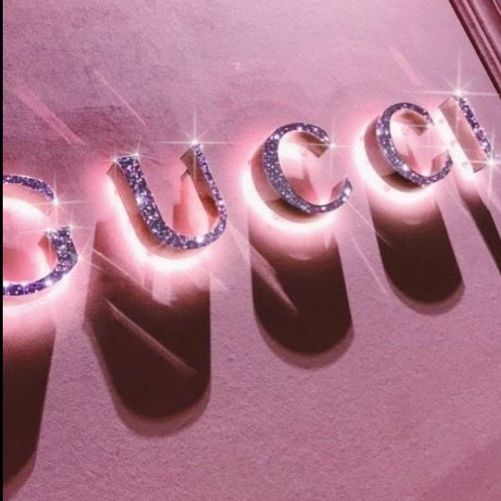 BRAND YOURSELF ✨